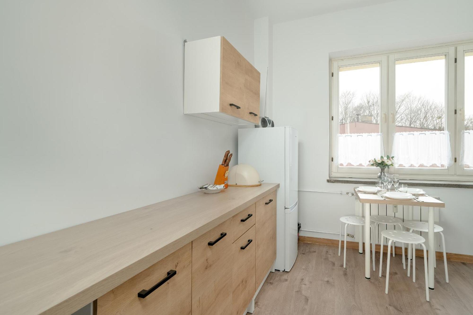Апартаменти In The Centre Of With Balcony By Renters Познань