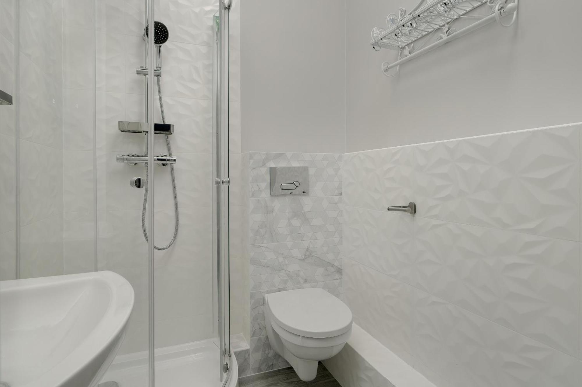In The Centre Of With Balcony By Renters Apartamento Poznan